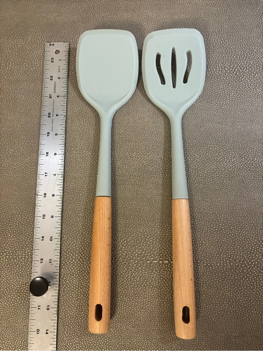 Silicone and Wood Kitchen Spatula Set - Sage Green